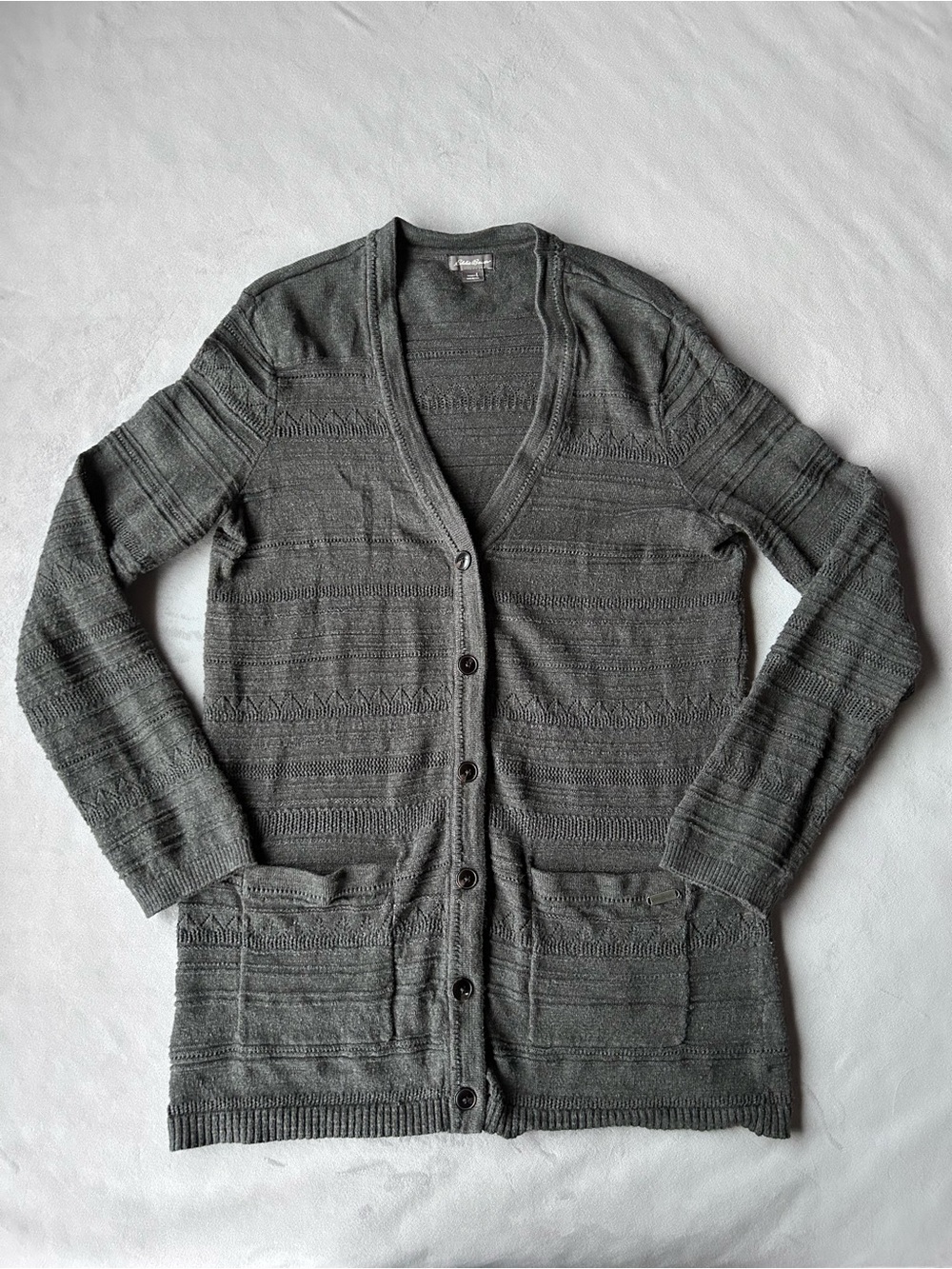 Eddie Bauer ~ Knit Button V-Neck Cardigan ~ Women’s Size Large ~ Grey